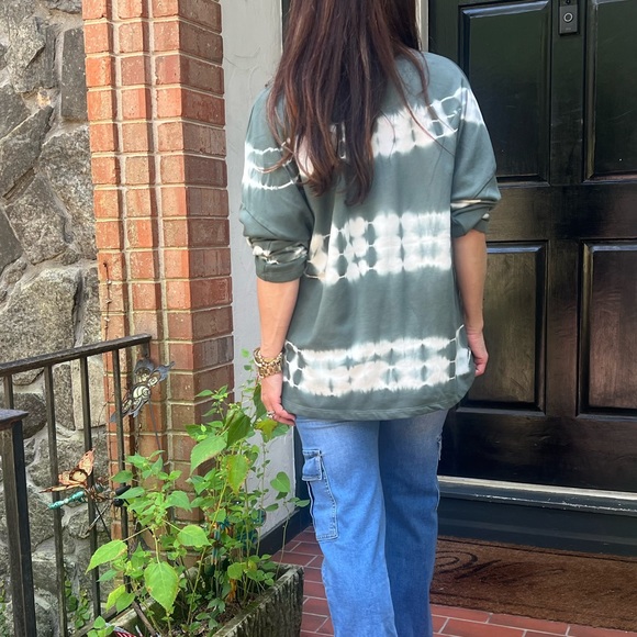 Boho Tie Dye Oversized Top - Picture 3 of 3